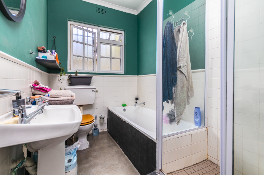 2 Bedroom Property for Sale in Woodstock Western Cape